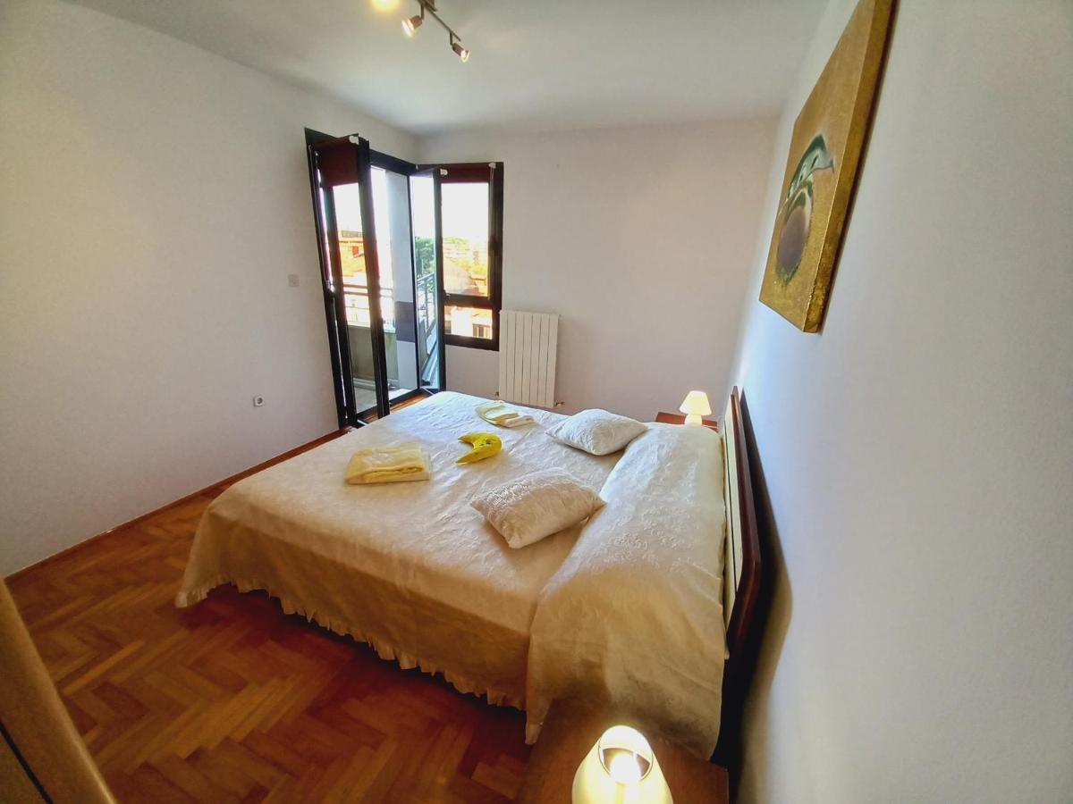 Iva Apartman Пула Экстерьер фото