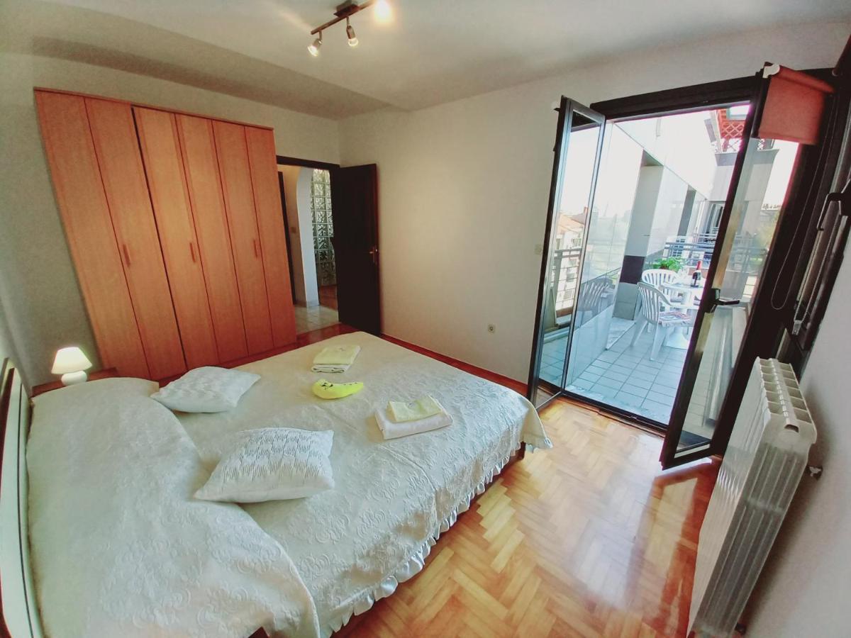 Iva Apartman Пула Экстерьер фото