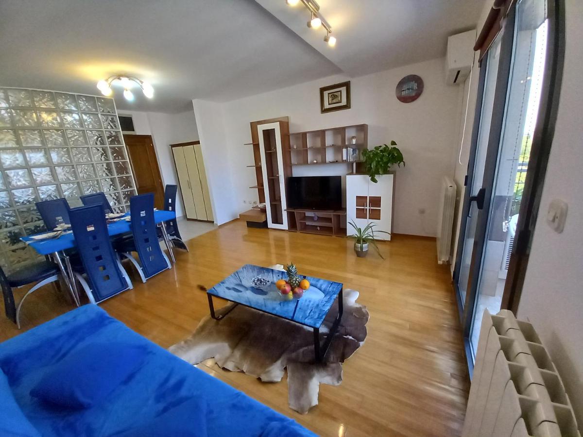 Iva Apartman Пула Экстерьер фото