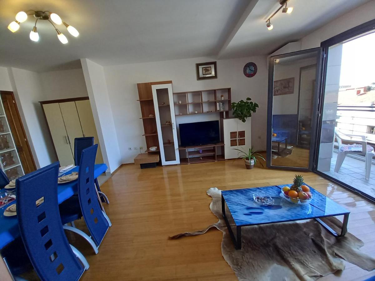 Iva Apartman Пула Экстерьер фото