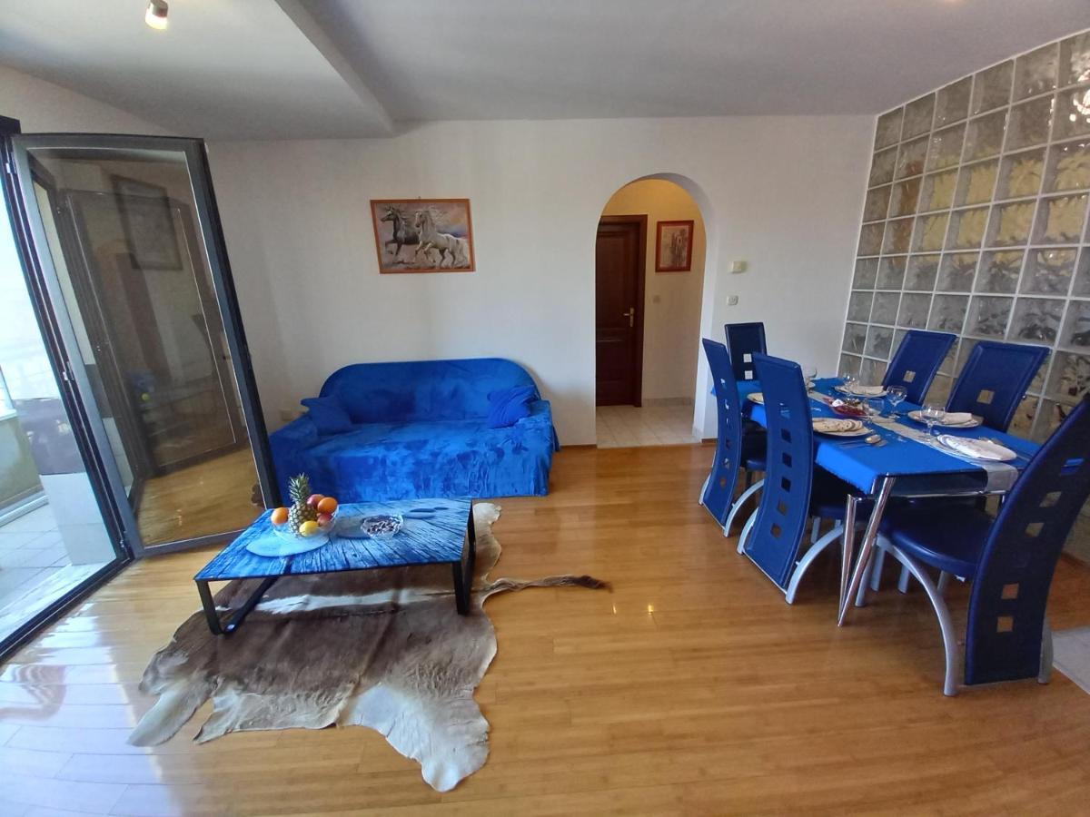 Iva Apartman Пула Экстерьер фото